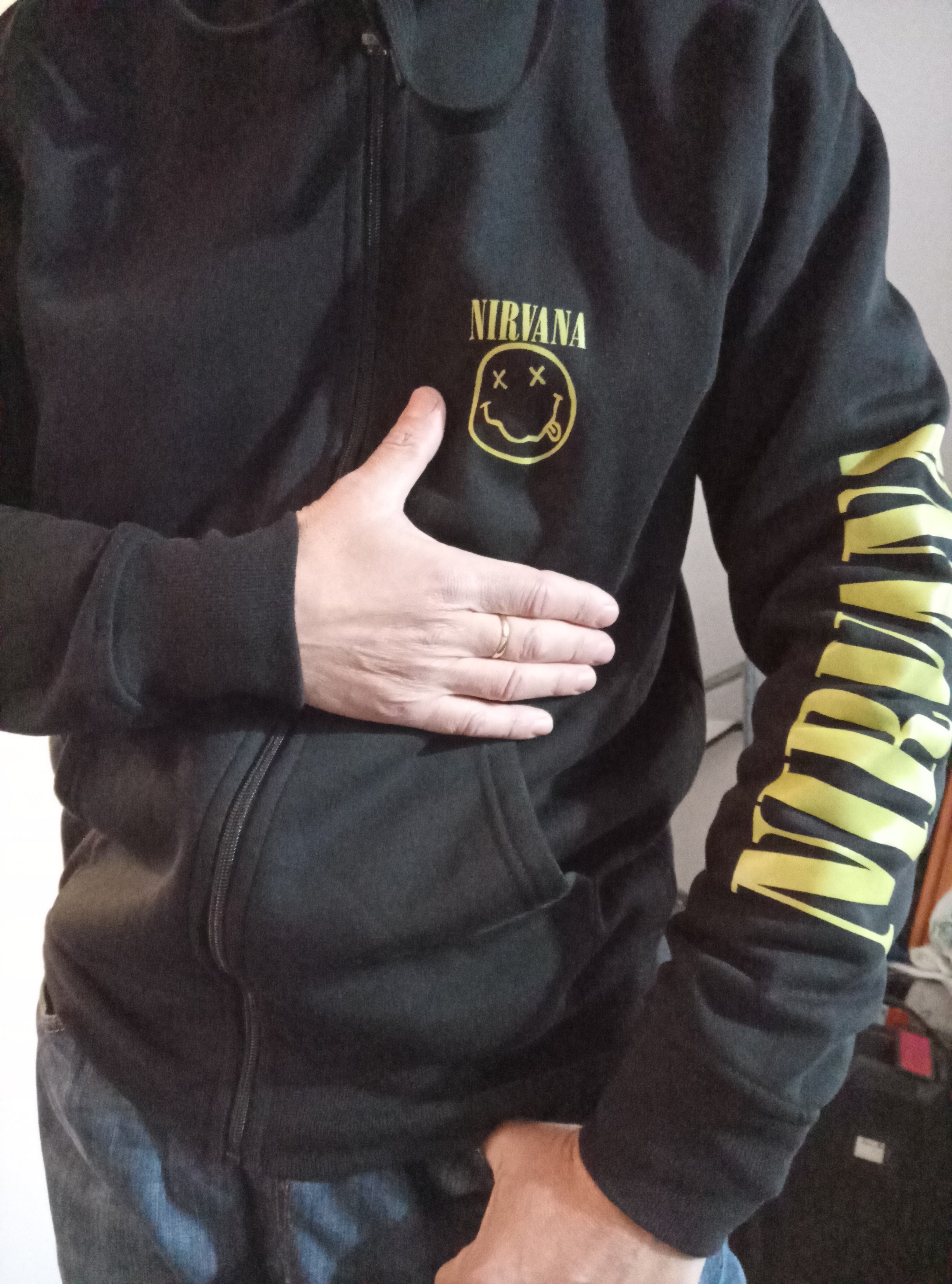 Campera de felpa Nirvana