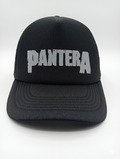 Gorra trucker Pantera